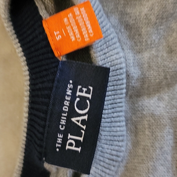 Boy's grey sweater, - Picture 2 of 4